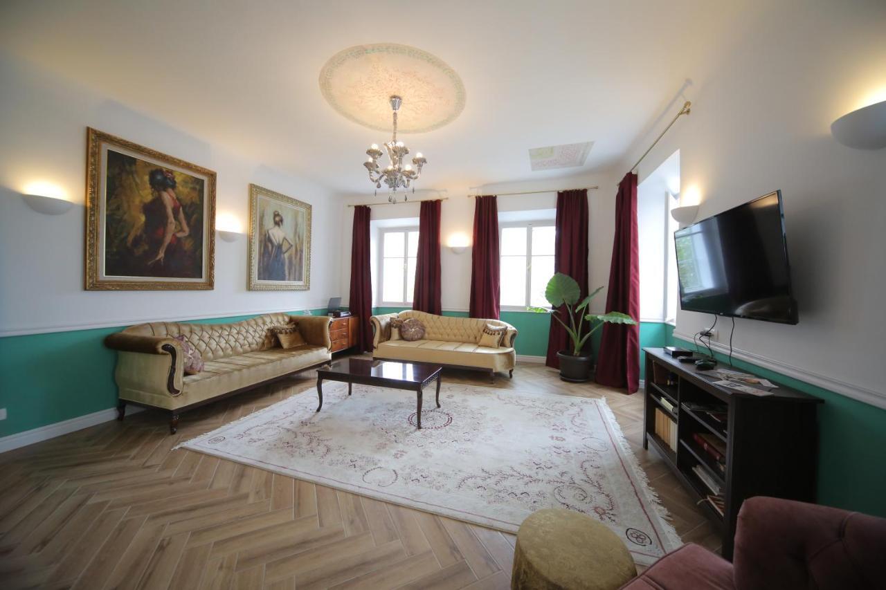 Vitez Apartment I Ljubljana Bagian luar foto